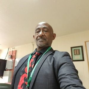 Meet your Posher, Wayne